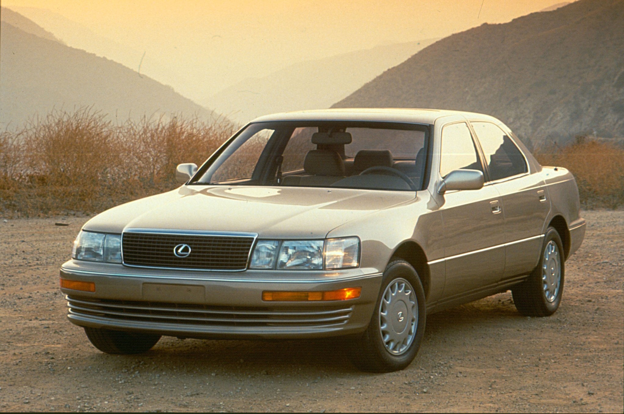 Lexus LS 400 Coilovers | 1990-1994 RWD BC Racing Setup